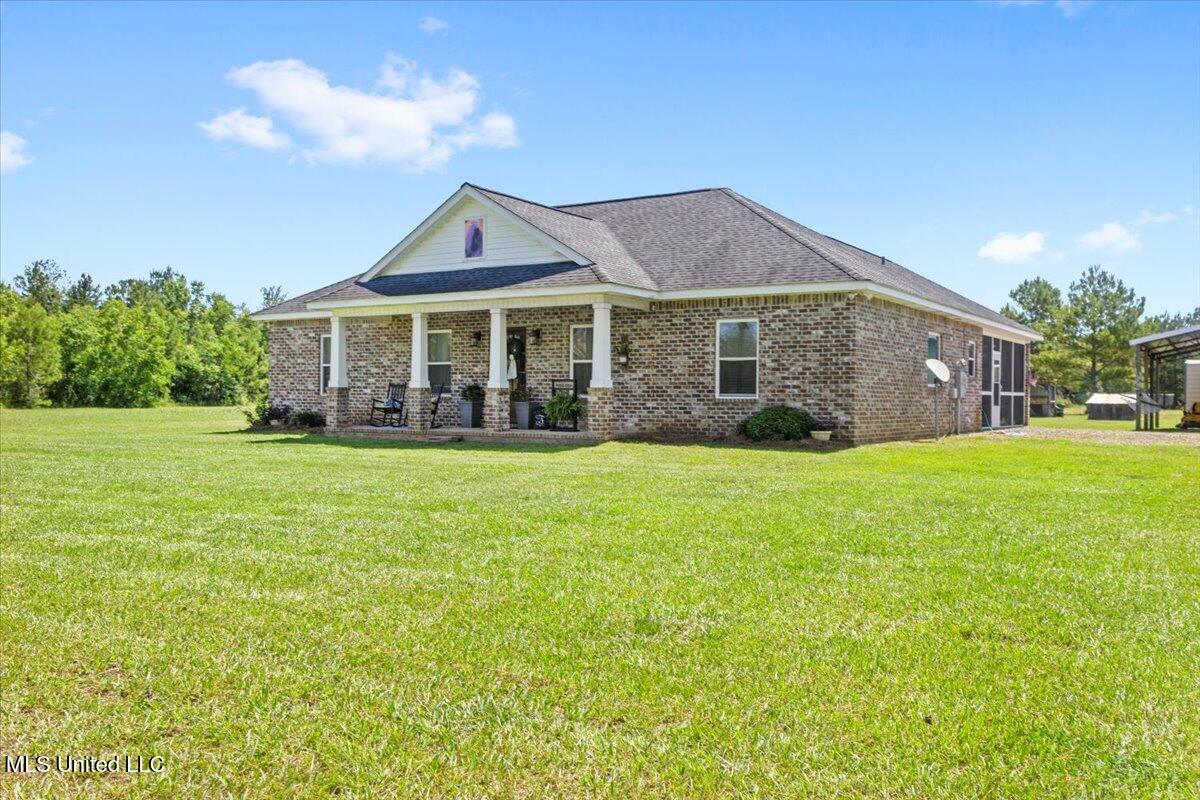 17424 Rayford Shumock Road Moss Point, MS 39562 - Photo 2 of 37 02-HJ0A3874