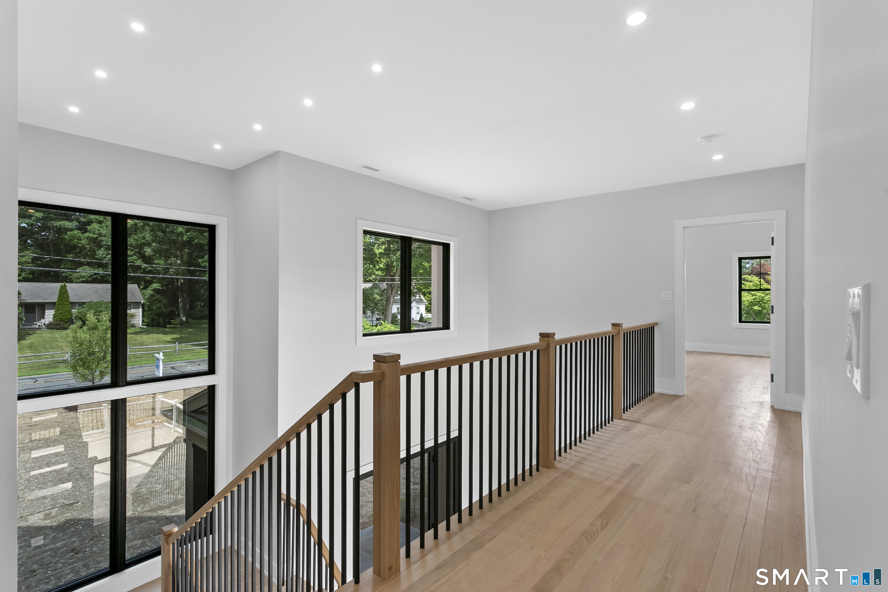 110 Porters Hill Road Trumbull, CT 06611 - Photo 20 of 39 Gallery Image 20