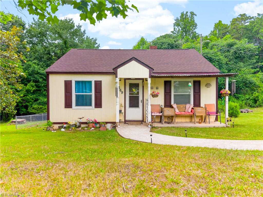2669 Old Mountain Road Trinity, NC 27370 - Photo 2 of 45