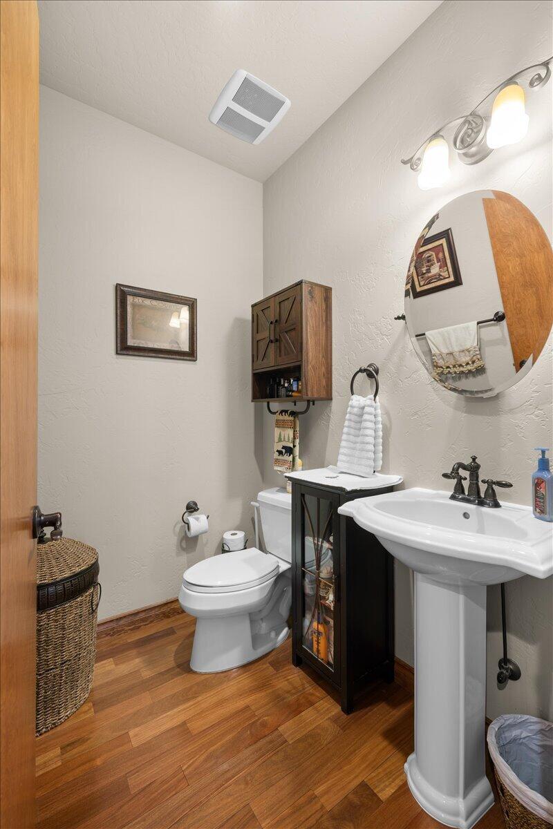 574 Grey Hawk Way Central Point, OR 97502 - Photo 15 of 39 15