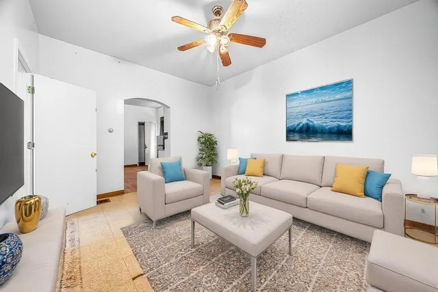 $275,000 | 5517 South Justine Street, Chicago, IL 60636