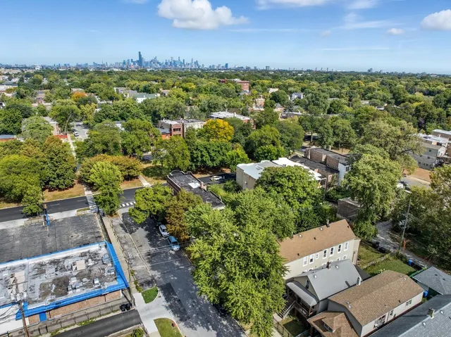 $275,000 | 5517 South Justine Street, Chicago, IL 60636