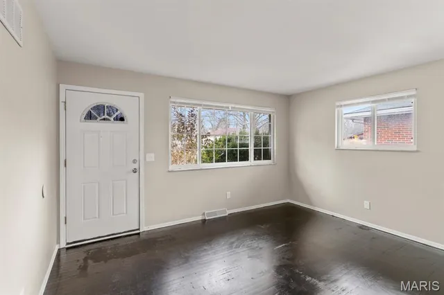 $120,000 | 1223 Reale Avenue, St. Louis, MO 63138
