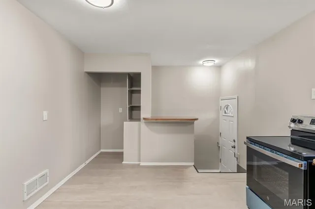 $120,000 | 1223 Reale Avenue, St. Louis, MO 63138