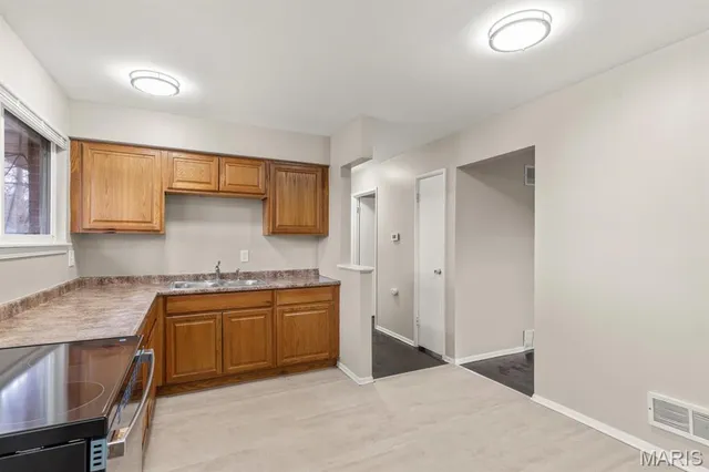 $120,000 | 1223 Reale Avenue, St. Louis, MO 63138