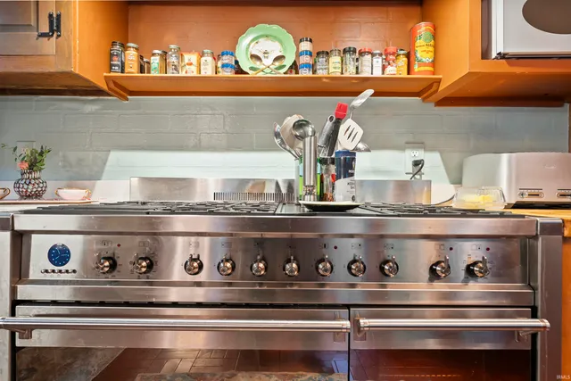 $825,000 | 808 Sunset Avenue, Evansville, IN 47713