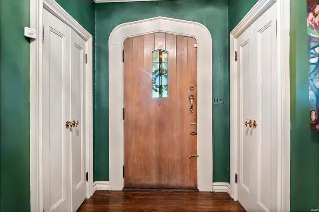 $825,000 | 808 Sunset Avenue, Evansville, IN 47713