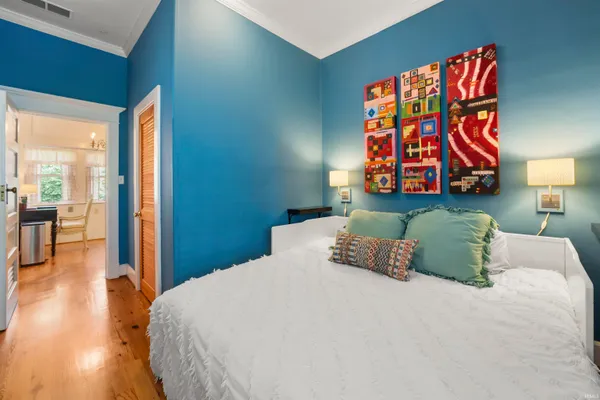 $800,000 | 808 Sunset Avenue, Evansville, IN 47713