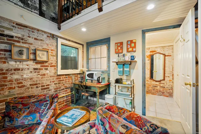 $825,000 | 808 Sunset Avenue, Evansville, IN 47713