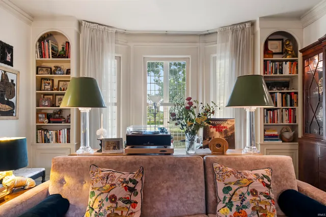 $825,000 | 808 Sunset Avenue, Evansville, IN 47713