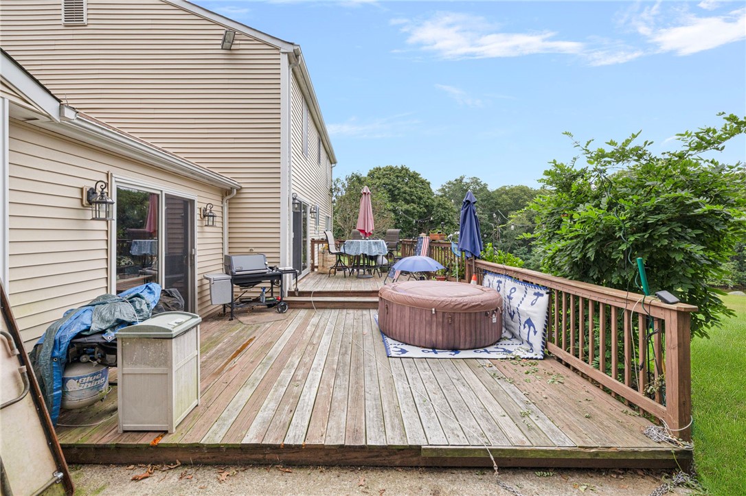 111 Olney Arnold Road Cranston, RI 02921 - Photo 38 of 49 Gallery Image 38