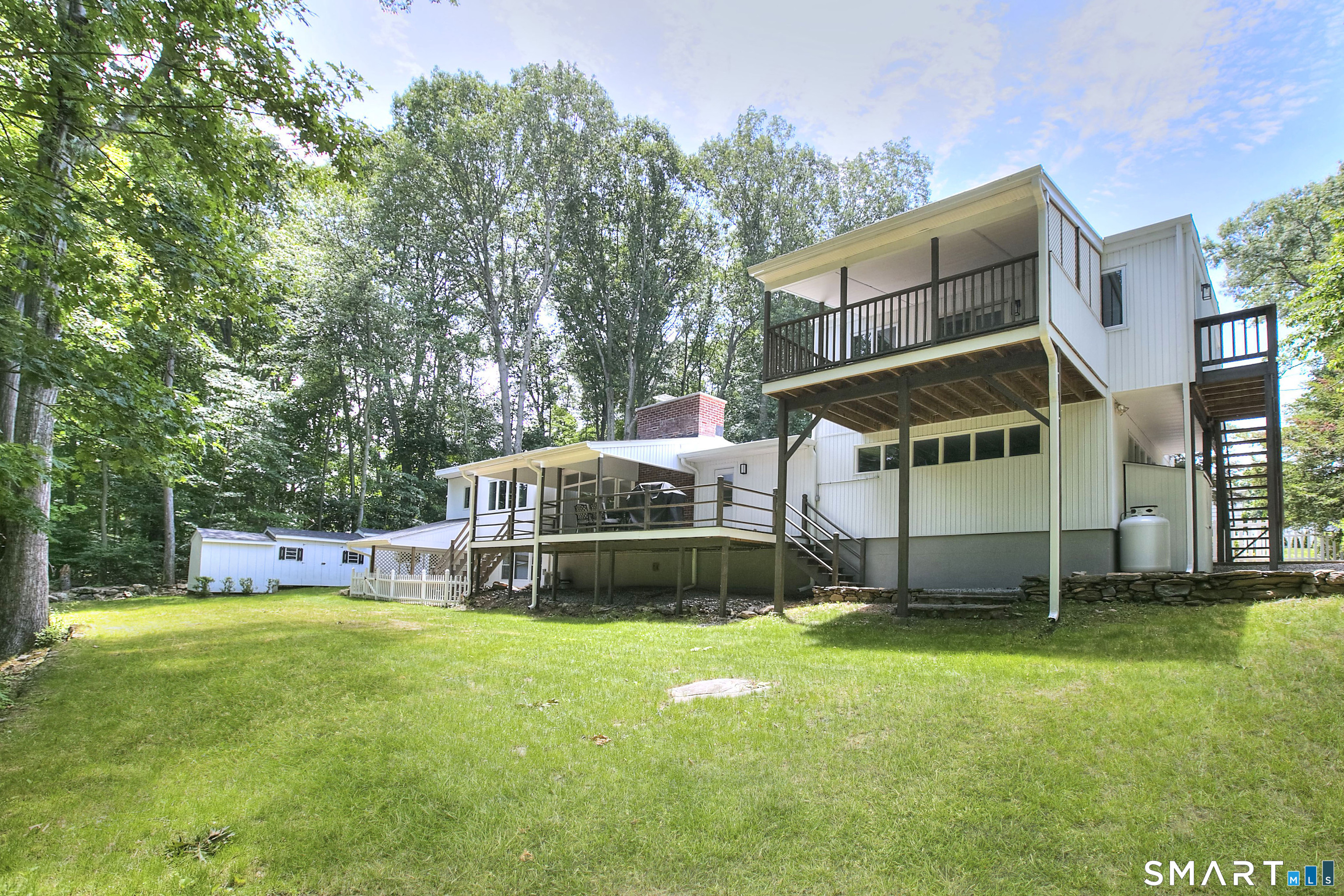 128 Linley Drive Fairfield, CT 06825 - Photo 3 of 39