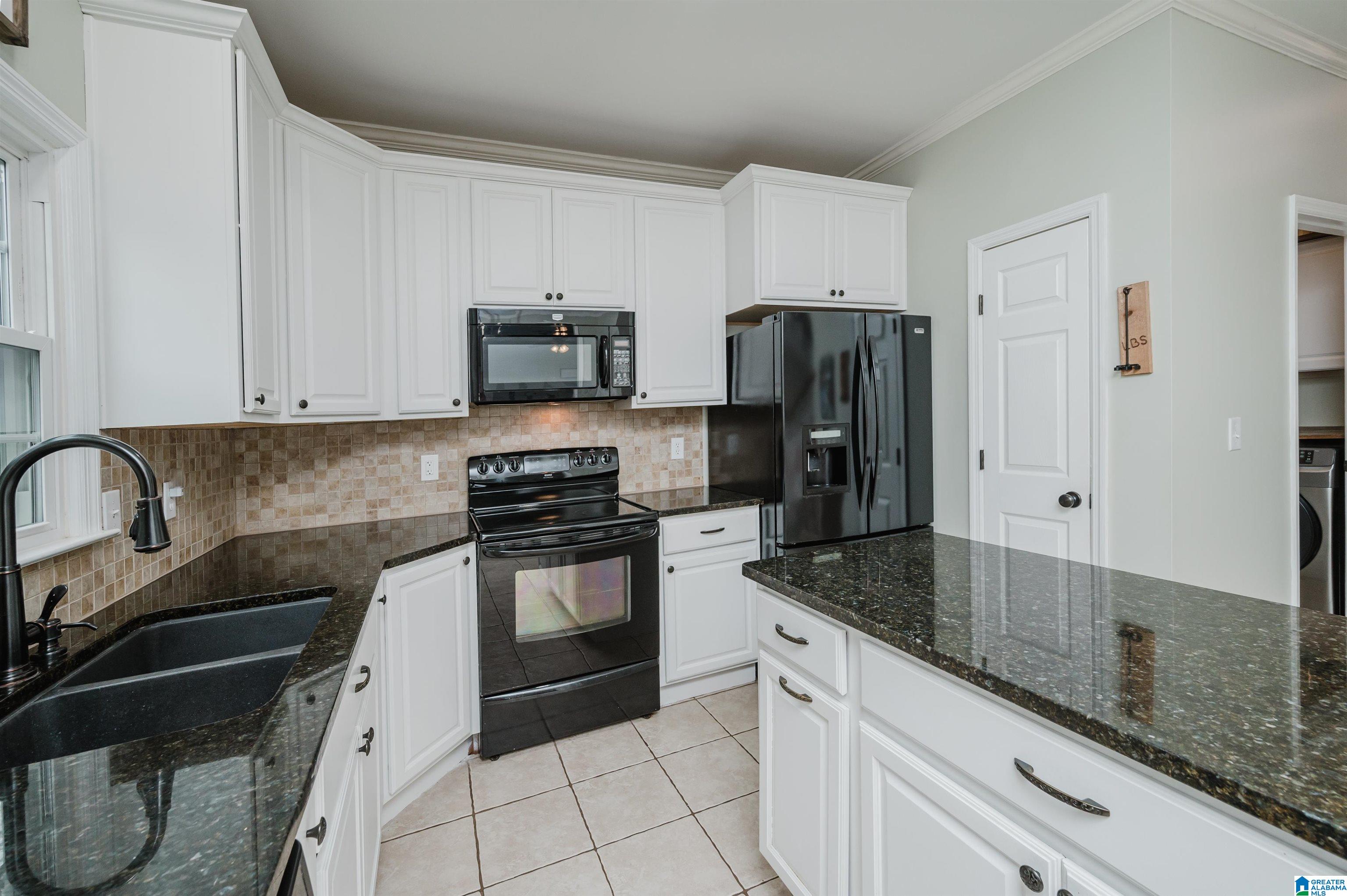 609 Crest View Circle Birmingham, AL 35244 - Photo 16 of 45