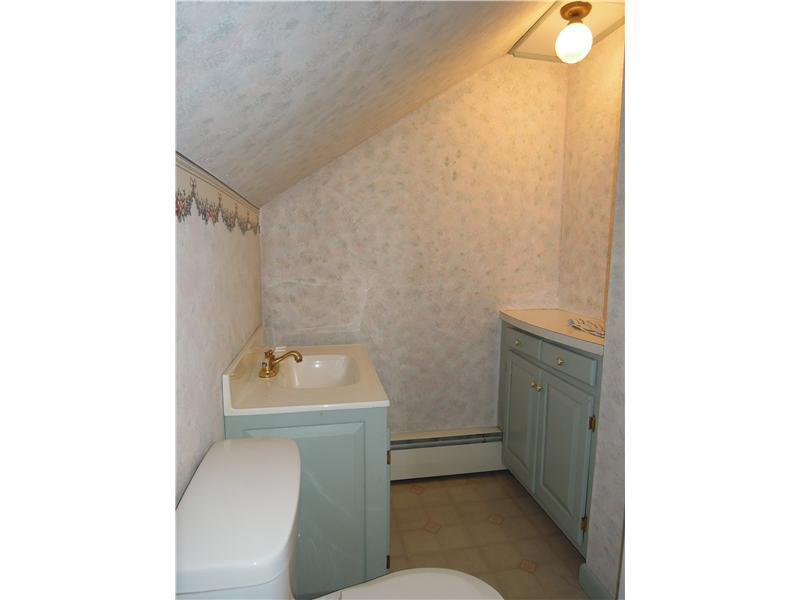 29 Webster Avenue Limestone, ME 04750 - Photo 17 of 35 Bathroom. 1/2 Bath