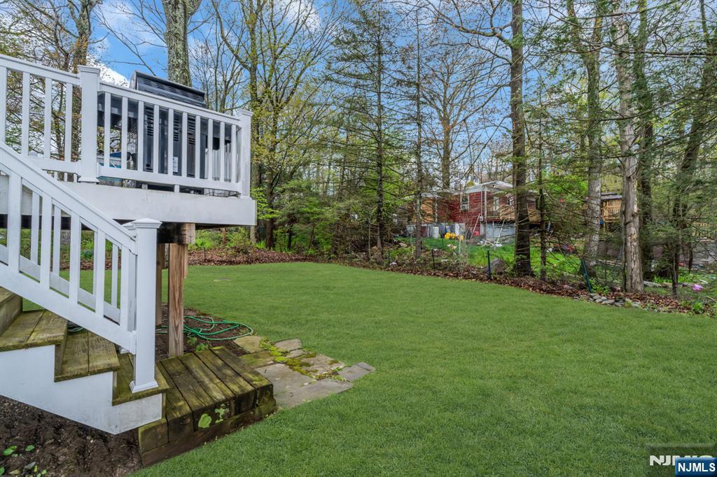 140 Papscoe Road West Milford, NJ 07421 - Photo 41 of 47