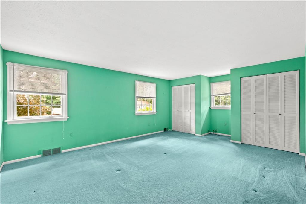 153 North Jamestown Road Coraopolis, PA 15108 - Photo 18 of 25 Gallery Image 18