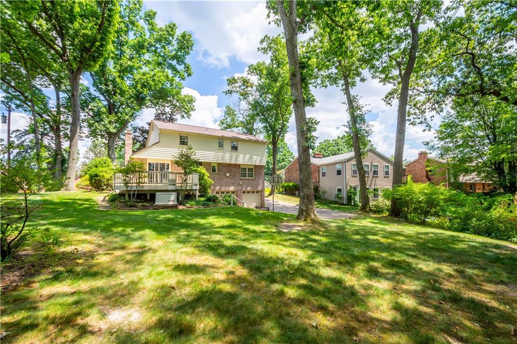 153 North Jamestown Road Coraopolis, PA 15108 - Photo 3 of 25 Gallery Image 3