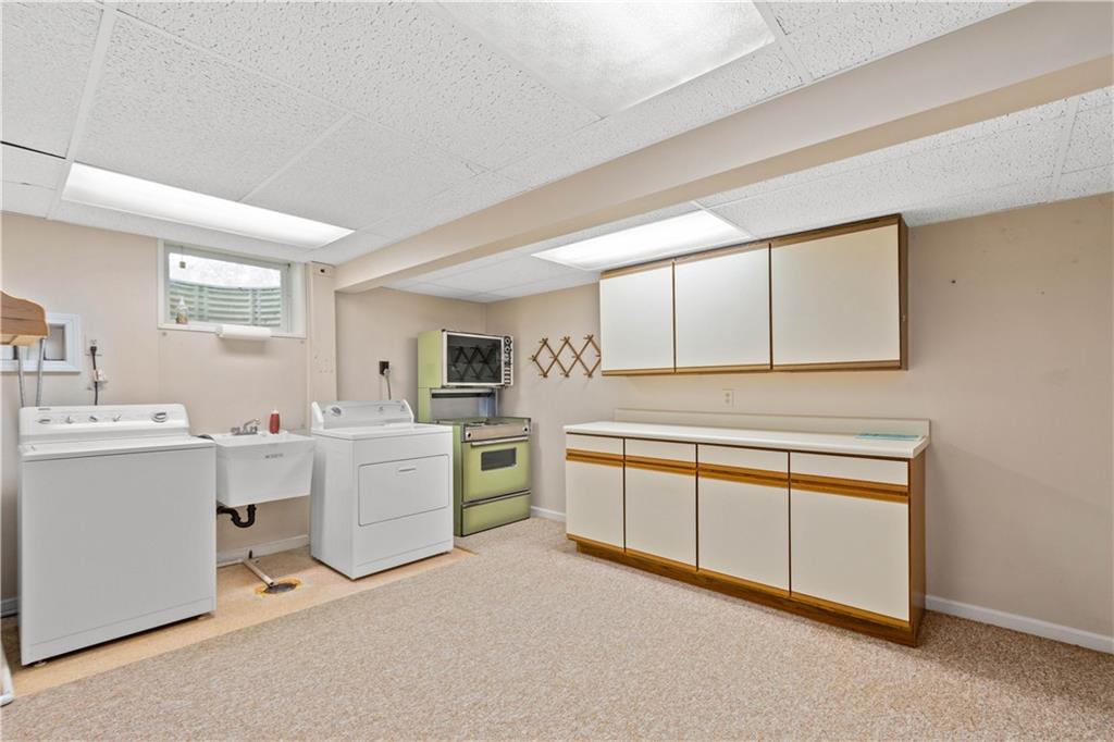 153 North Jamestown Road Coraopolis, PA 15108 - Photo 24 of 25 Gallery Image 24