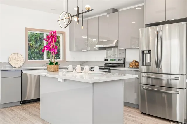 $1,420,000 | 1528 Hooli Circle, Pearl City, HI 96782