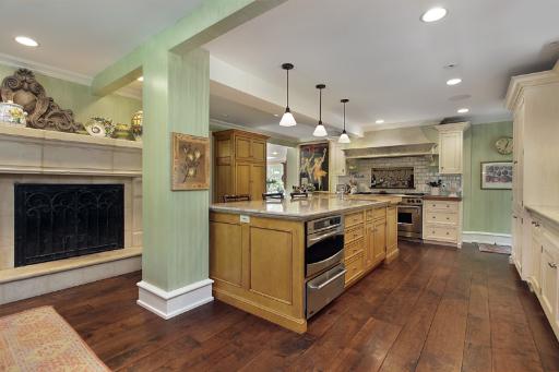 150 Maple Hill Road Glencoe, IL 60022 - Photo 7 of 12 Gallery Image 7