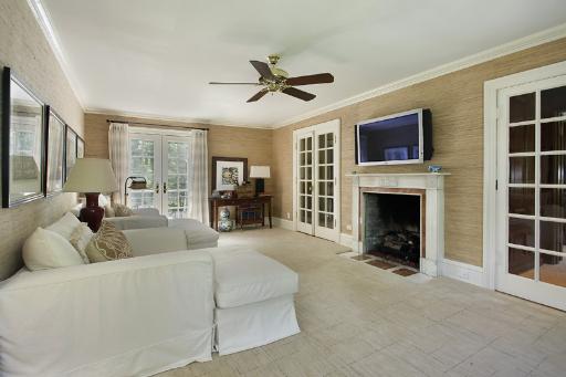 150 Maple Hill Road Glencoe, IL 60022 - Photo 10 of 12 Gallery Image 10