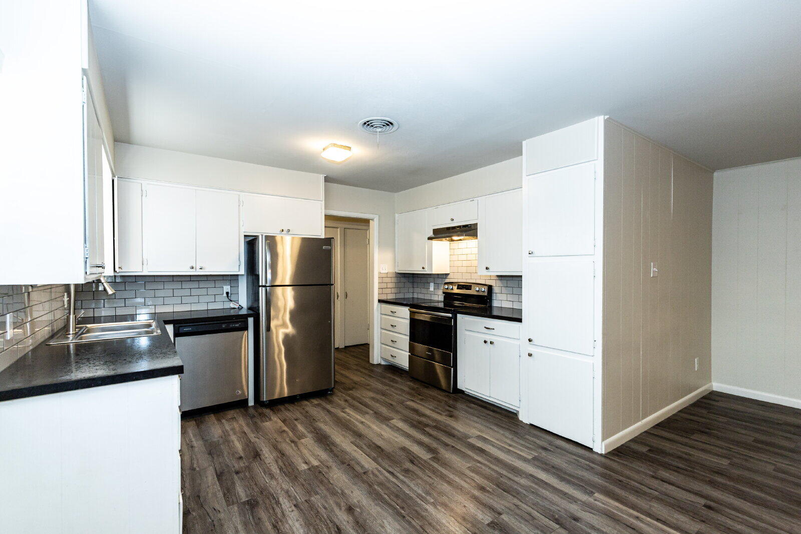 3805 48th Street Lubbock, TX 79413 - Photo 7 of 29 7