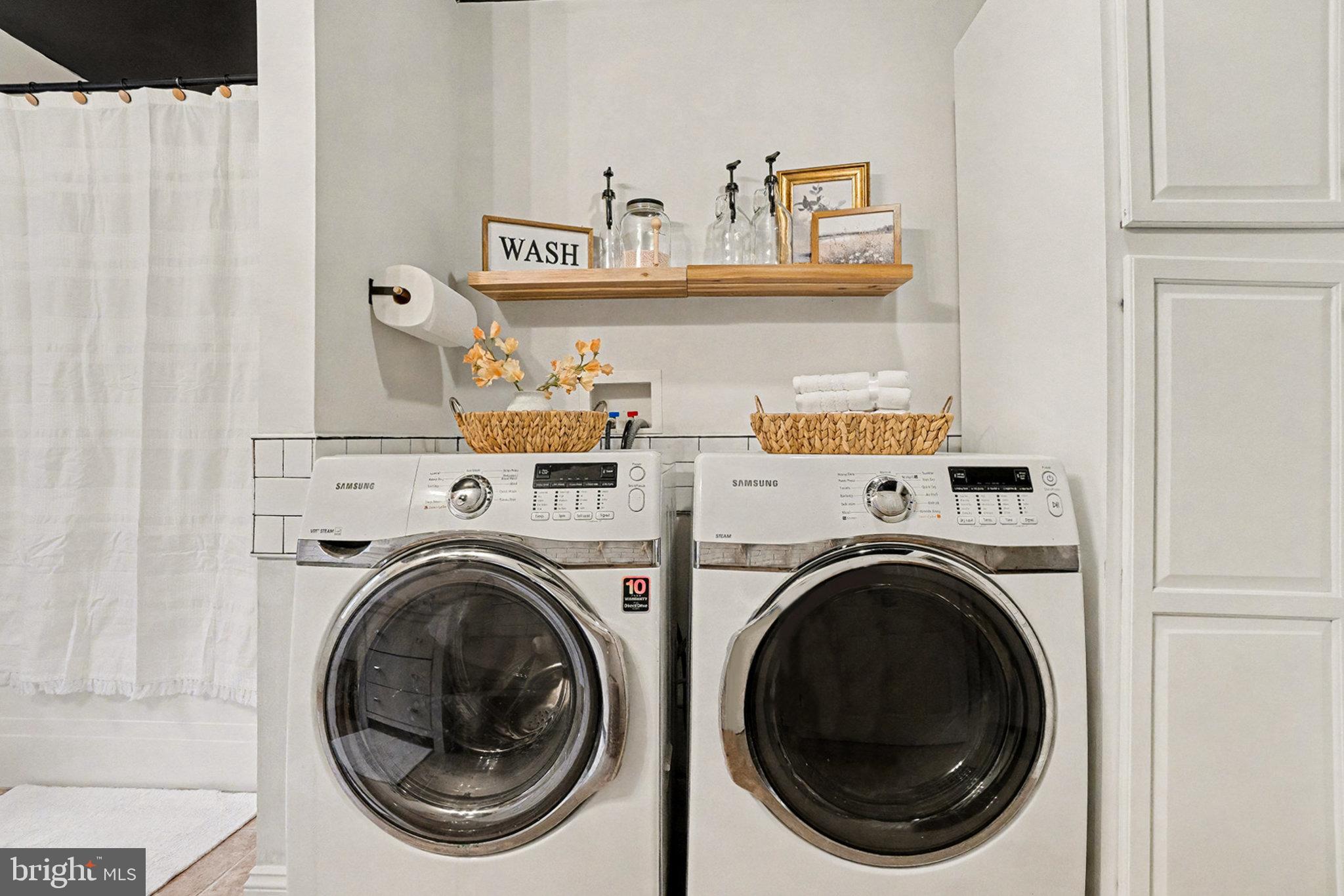 823 Roberts Valley Road Harrisburg, PA 17110 - Photo 26 of 32 laundry area
