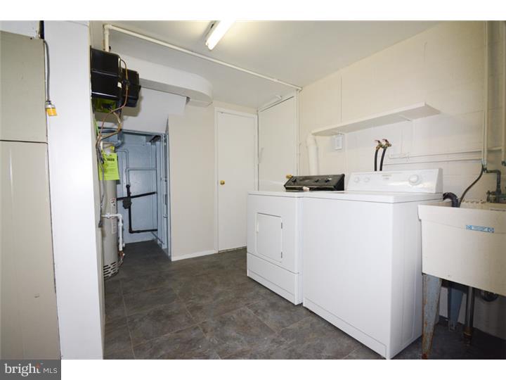 12482 Sweet Briar Road Philadelphia, PA 19154 - Photo 12 of 19 Gallery Image 12