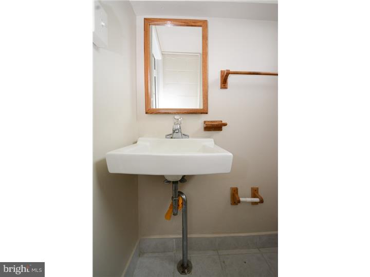 12482 Sweet Briar Road Philadelphia, PA 19154 - Photo 13 of 19 Gallery Image 13
