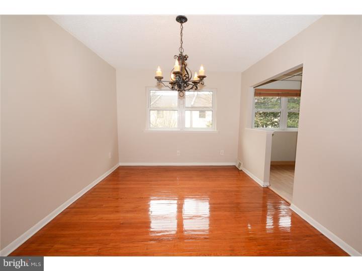 12482 Sweet Briar Road Philadelphia, PA 19154 - Photo 5 of 19 Gallery Image 5