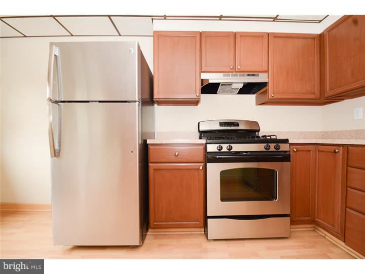 12482 Sweet Briar Road Philadelphia, PA 19154 - Photo 8 of 19 Gallery Image 8