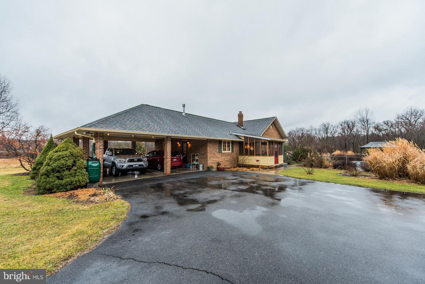 6024 Cold Run Valley Road Berkeley Springs, WV 25411 - Photo 25 of 30 Exterior (Rear)