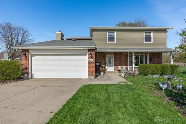 $317,500 | 1011 Brookwood Court, Fairborn, OH 45324