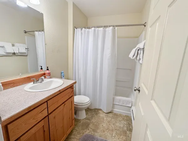 $168,977 | 300 South Main Street, Unit 10, Riggins, ID 83549