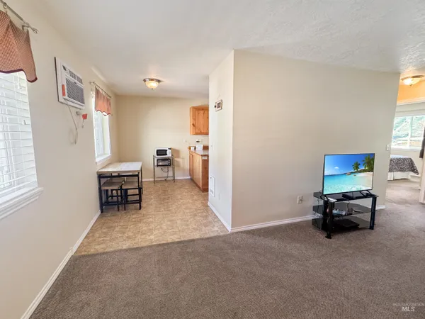 $168,977 | 300 South Main Street, Unit 10, Riggins, ID 83549