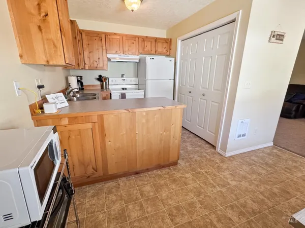 $168,977 | 300 South Main Street, Unit 10, Riggins, ID 83549