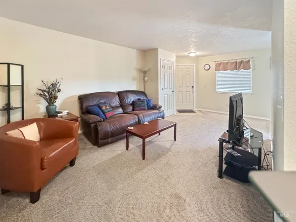 $168,977 | 300 South Main Street, Unit 10, Riggins, ID 83549