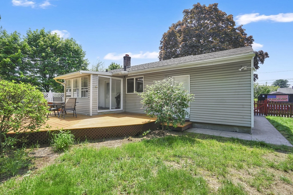 57 Tavistock Street Springfield, MA 01119 - Photo 17 of 21
