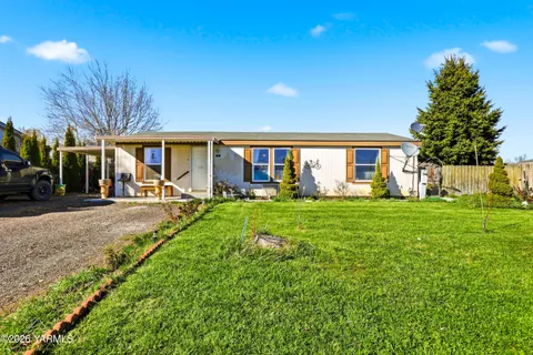 $255,000 | 1406 Ashbrooks Way, Tieton, WA 98947