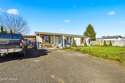 $255,000 | 1406 Ashbrooks Way, Tieton, WA 98947