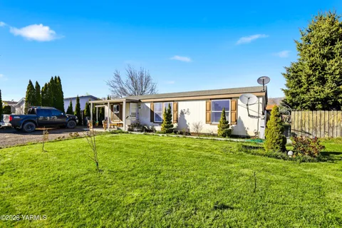 $255,000 | 1406 Ashbrooks Way, Tieton, WA 98947