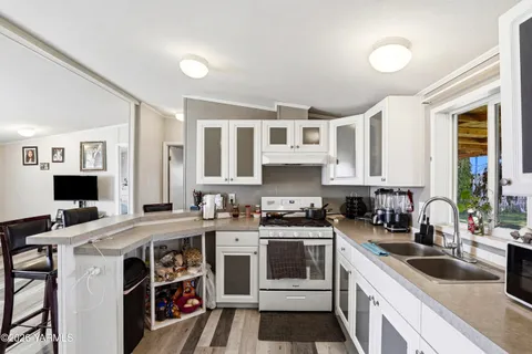 $255,000 | 1406 Ashbrooks Way, Tieton, WA 98947