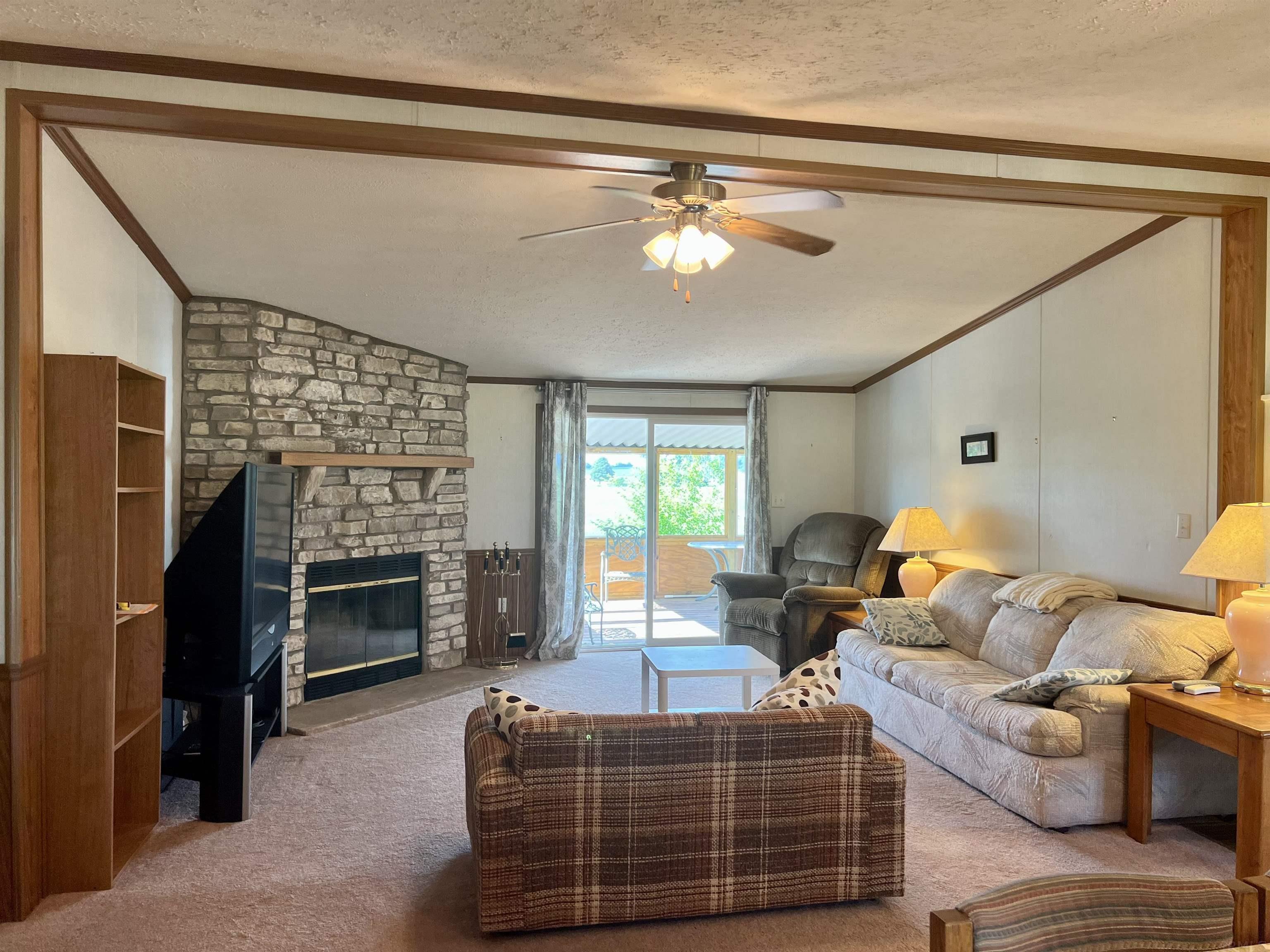 877 Parks Addition Road Mitchell, IN 47446 - Photo 2 of 27 Gallery Image 2