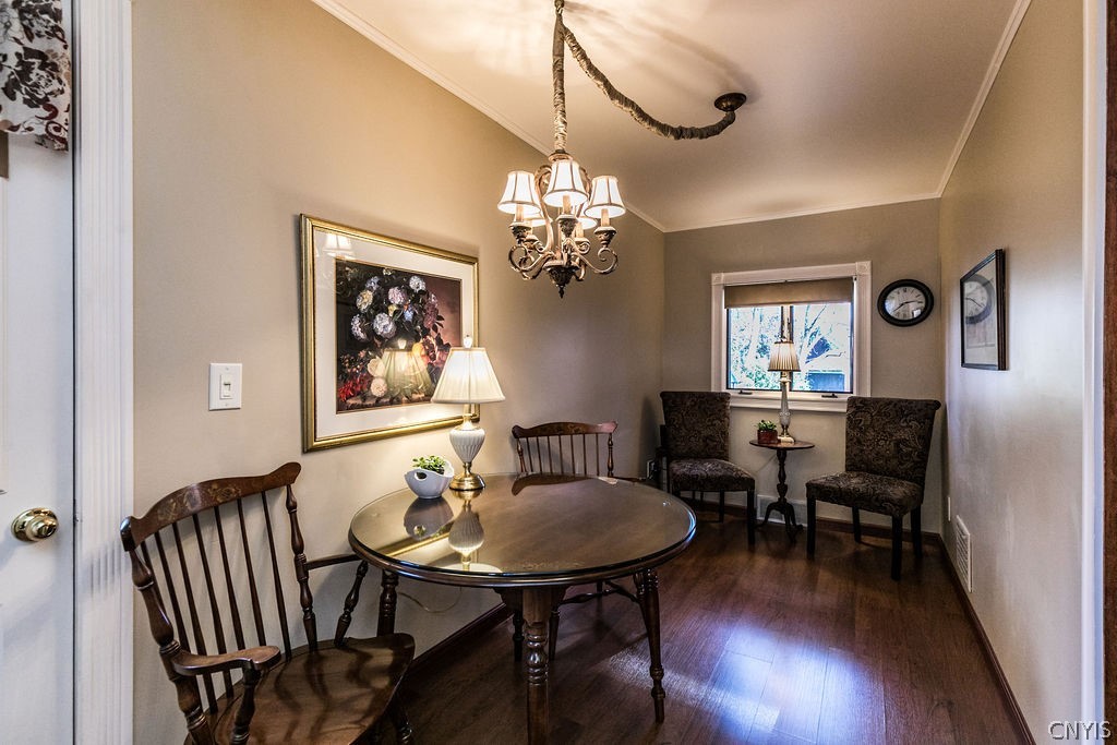 508 Dewitt Street Syracuse, NY 13203 - Photo 7 of 40 Breakfast nook