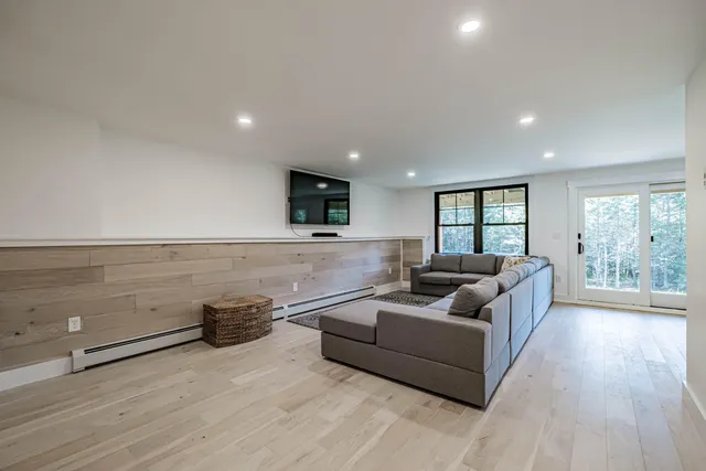 $899,000 | 21 Cobblestone Farm Road, Bethel, ME 04217