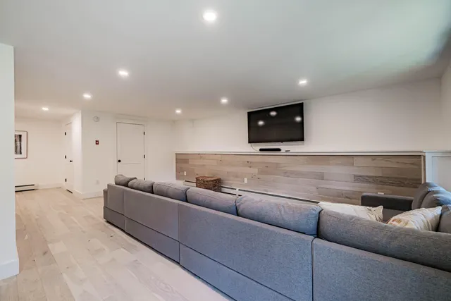 $899,000 | 21 Cobblestone Farm Road, Bethel, ME 04217