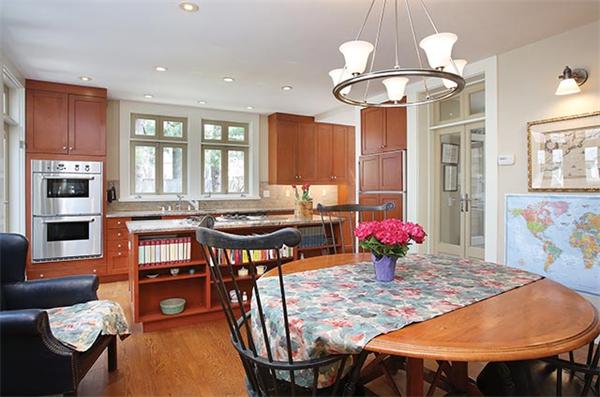 327 Clark Road Brookline, MA 02445 - Photo 4 of 7