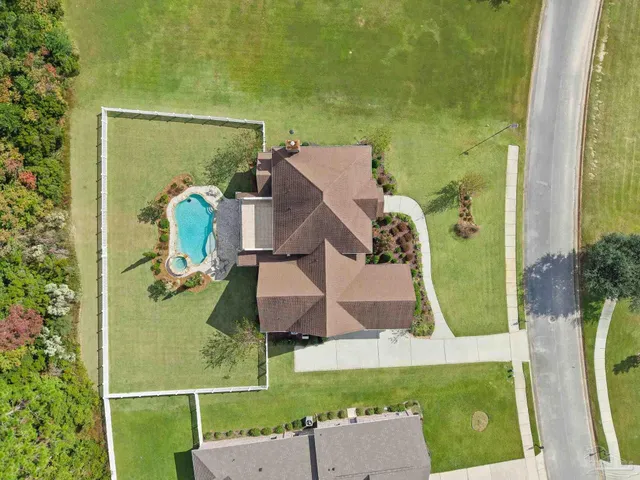 $997,500 | 5696 Abbington Lane, Milton, FL 32583