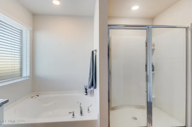 $305,000 | 18533 Water Oak Way, Biloxi, MS 39532