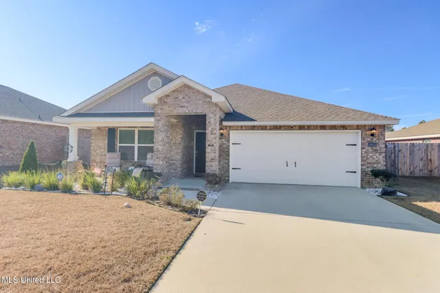 $305,000 | 18533 Water Oak Way, Biloxi, MS 39532
